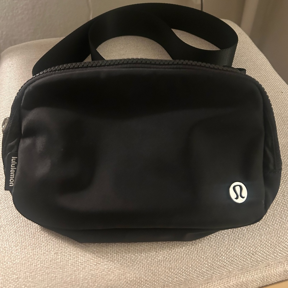 lululemon athletica Black Belt Bag